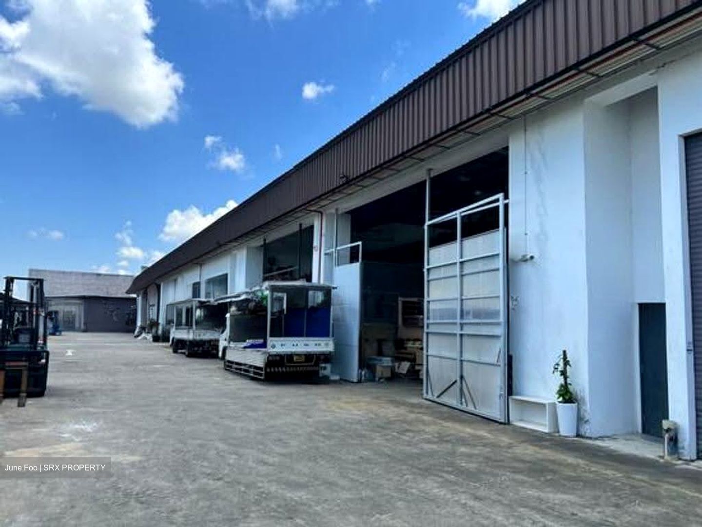 Loyang Enterprise Building (D17), Factory #611020931